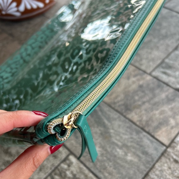 Tender Love + Carry Travel Bag - Picture 3 of 6